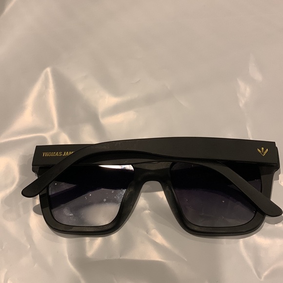 Good condition - Picture 2 of 2